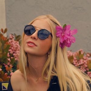 Meet your Posher, Kennedy